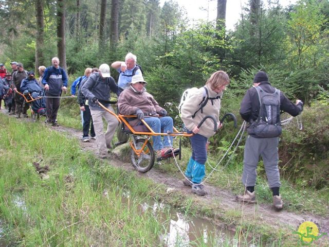 randonnée sportive avec joëlettes, Ovifat, 2012